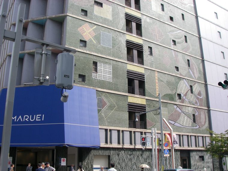 明年3月完成に向けて着工